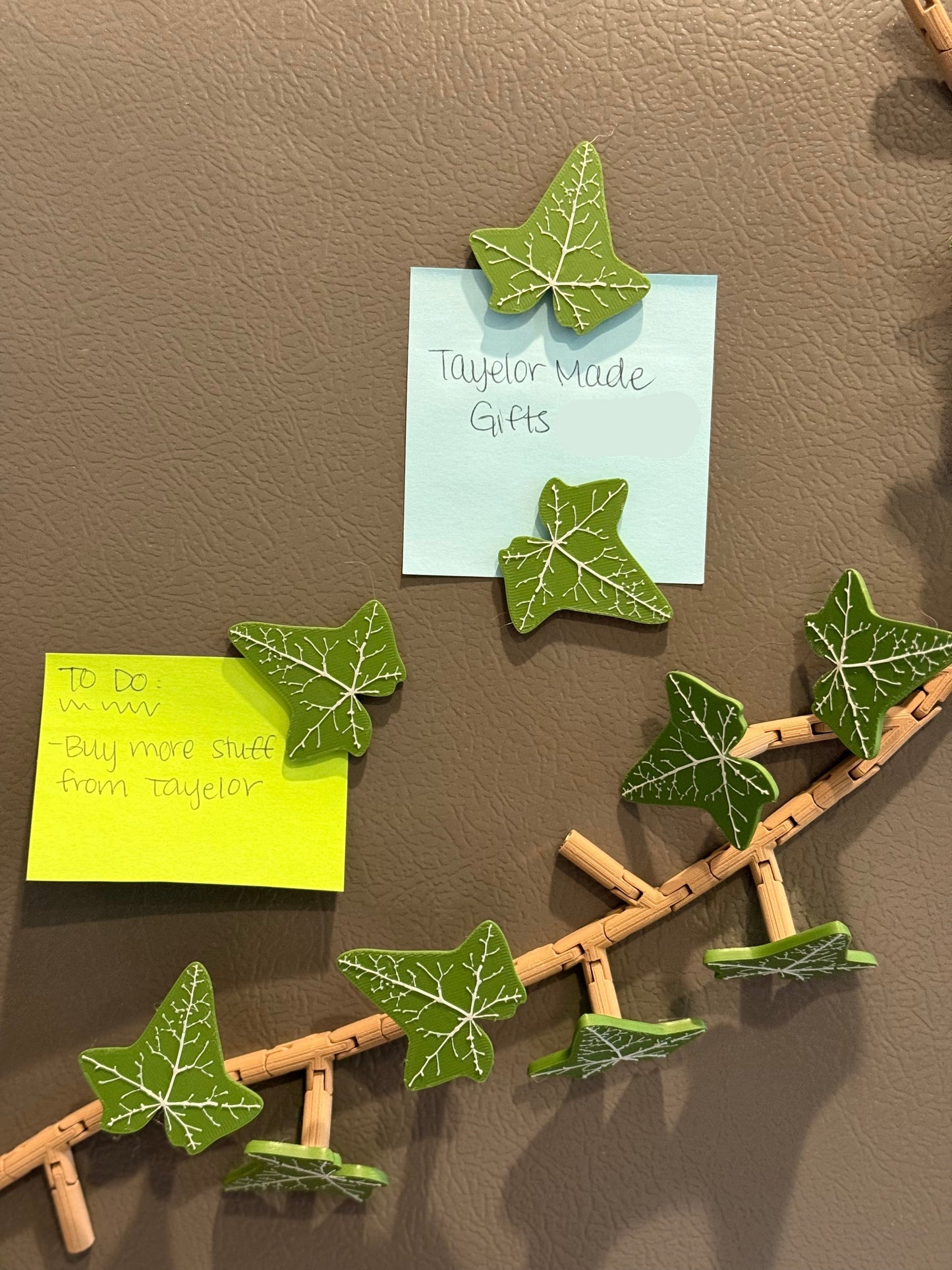 3D Printed Ivy Refrigerator Magnet – Unique Plant-Inspired Home Decor, Decorative Fridge Magnet