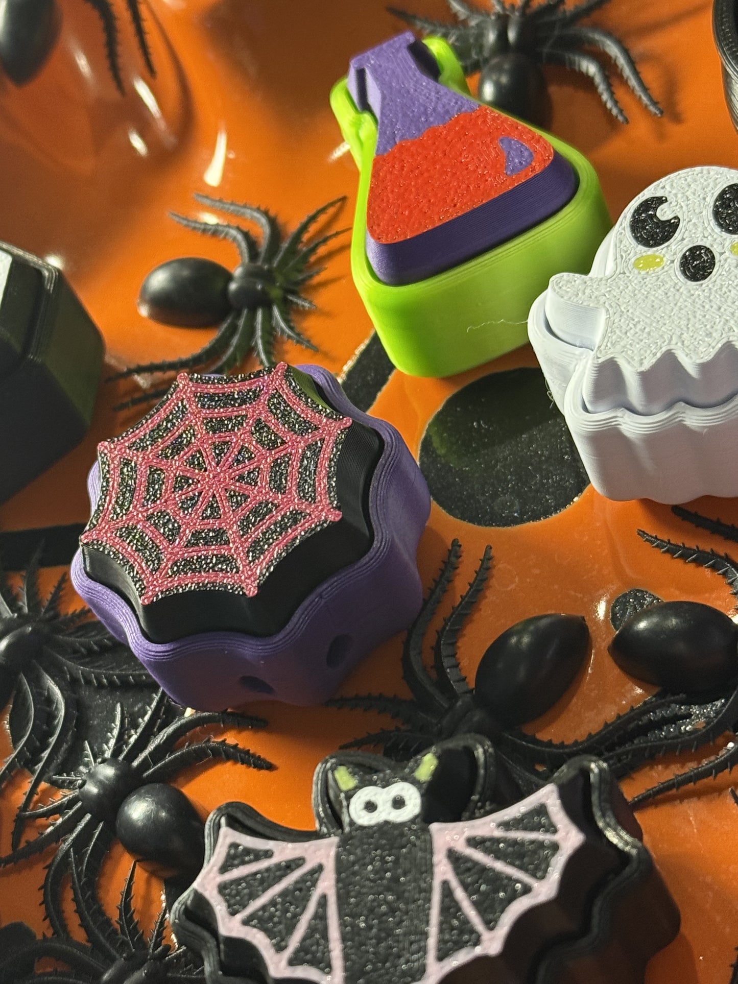 Halloween Mystery Fidget Clicker Pack – Spooky, Satisfying, and So Much Fun! 🎃👻