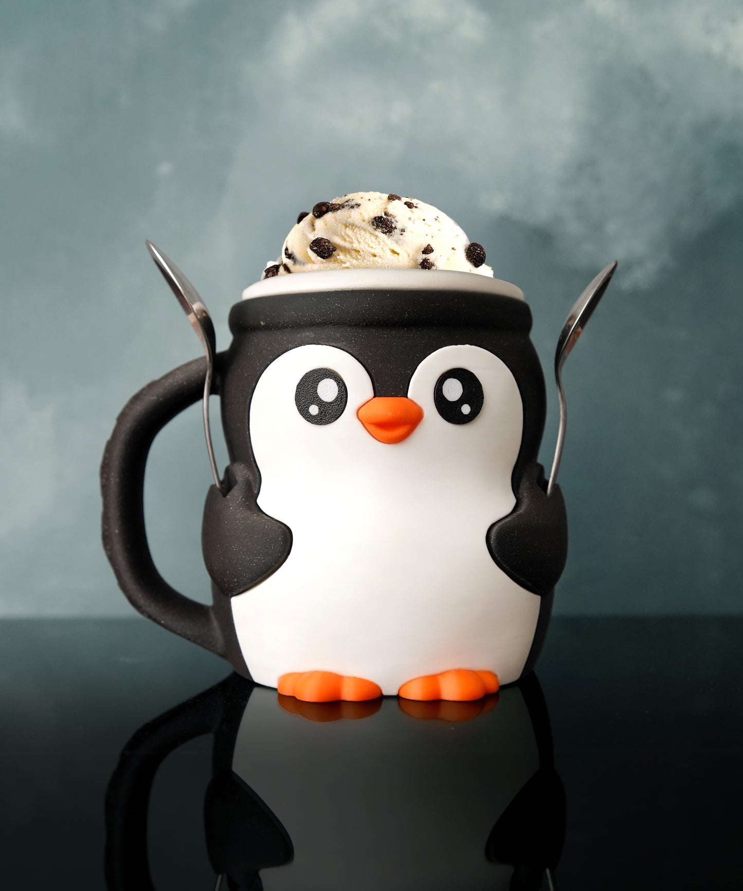 Penguin-Shaped 3D Printed Ice Cream Pint Holder – With Spoon Slots & Cookie Drawer!